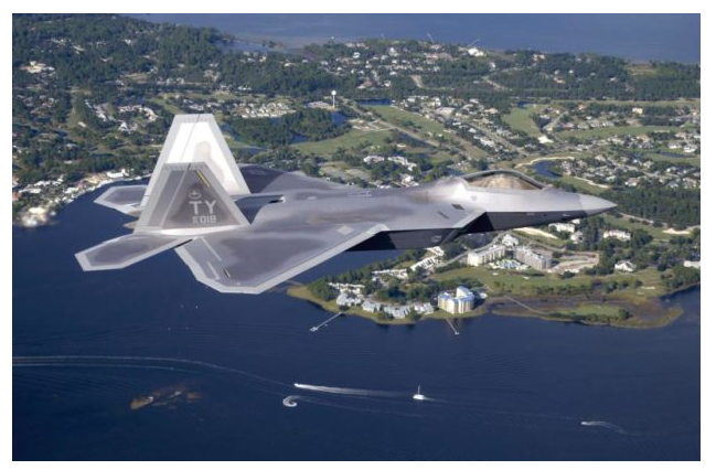  For the first time in 17 years of service, US F-22 deploys to Poland in response to Russian threat