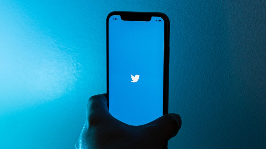 Twitter Confirms Data Leak Affecting Millions of Users