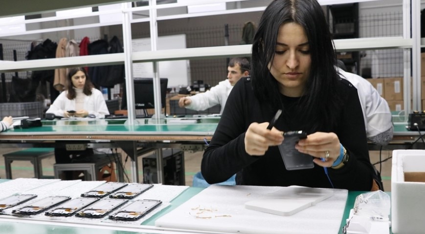 Number of Phones Produced in Turkey Increased 7 Times